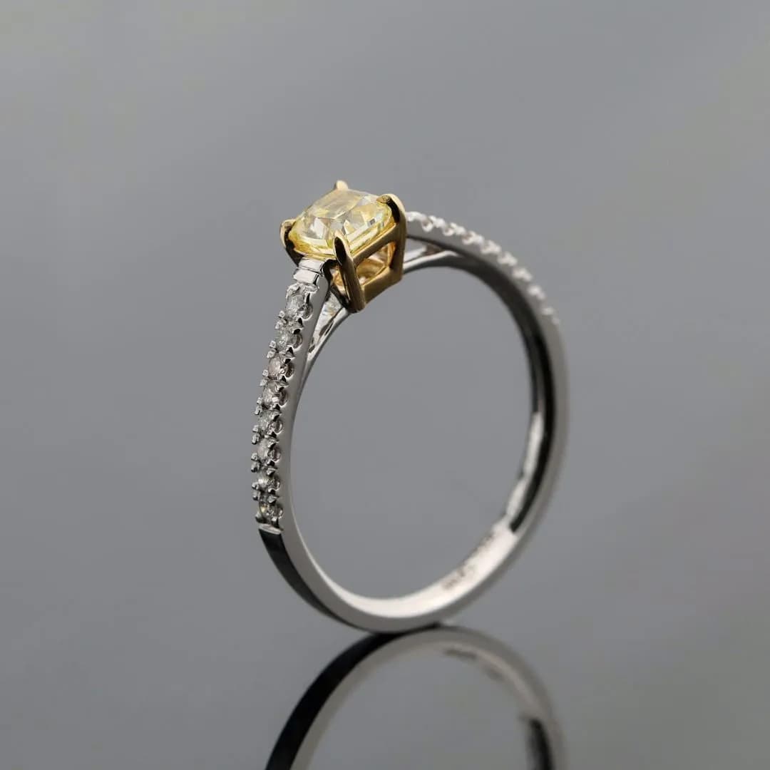 Каблучка "Тропічне сонце" з жовтим діамантом